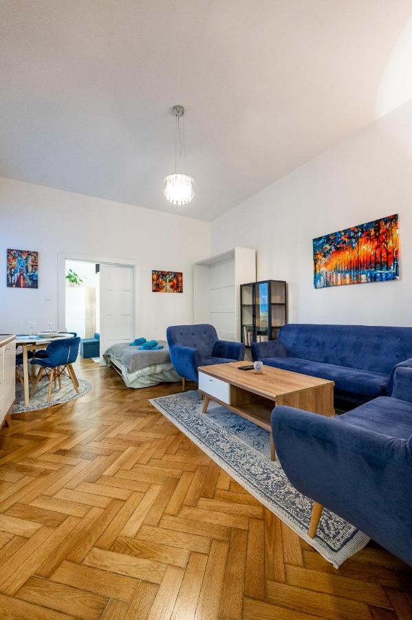 Mojmirova Apartment Kosice Center Eksteriør billede